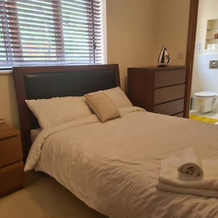 لندن Red Naxela Canary Wharf Apartments المظهر الخارجي الصورة
