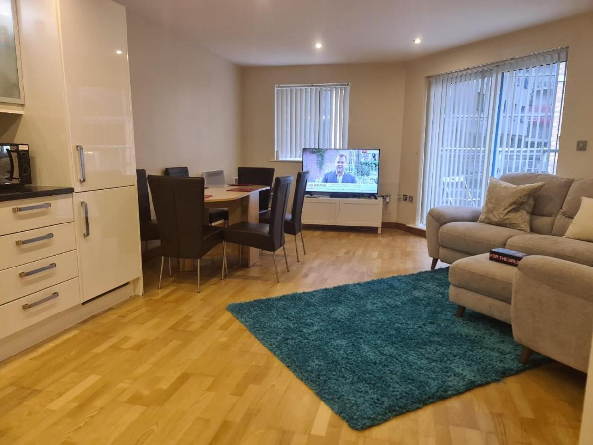 لندن Red Naxela Canary Wharf Apartments المظهر الخارجي الصورة