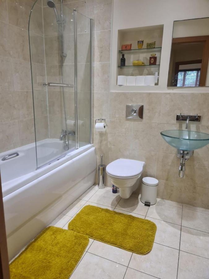 لندن Red Naxela Canary Wharf Apartments المظهر الخارجي الصورة