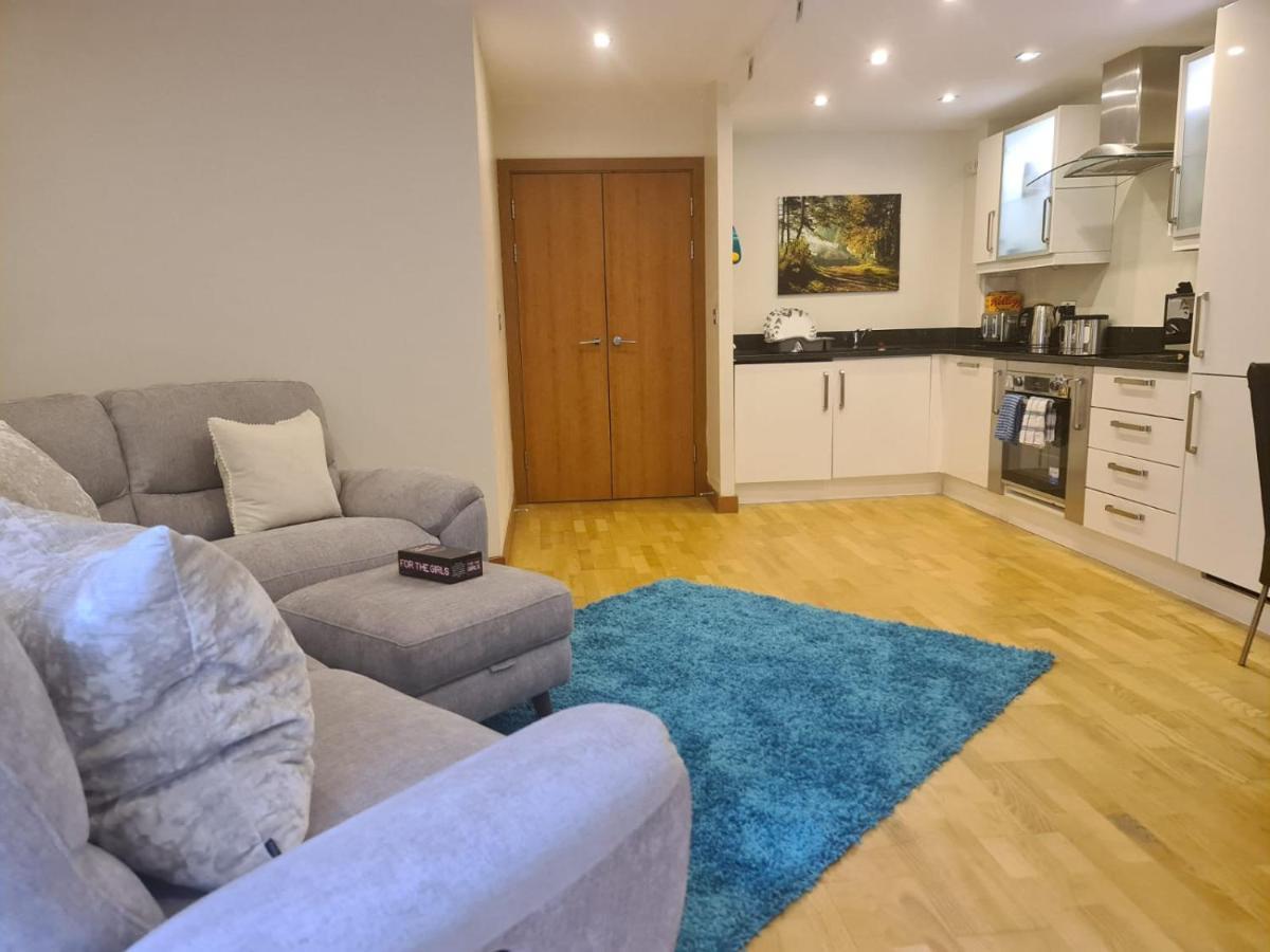 لندن Red Naxela Canary Wharf Apartments المظهر الخارجي الصورة